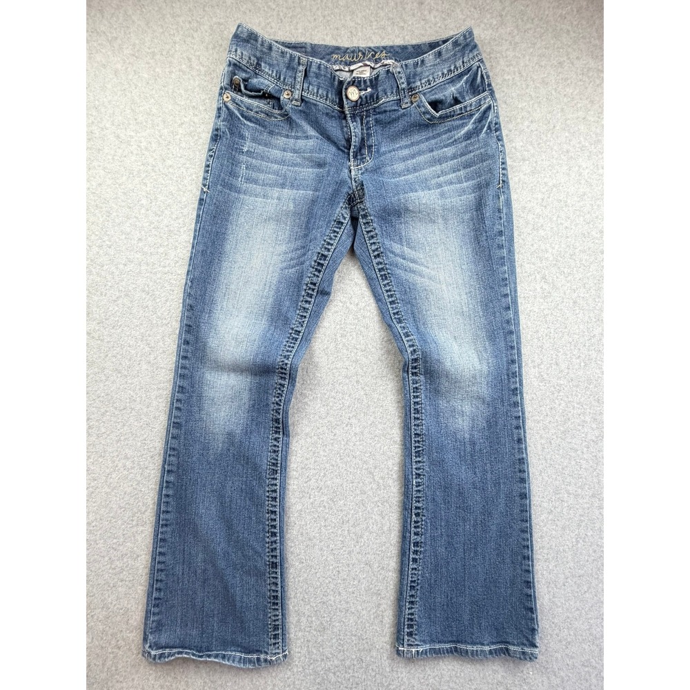 Maurices Low Rise Bootcut Jeans Y2K Medium Wash Embroidered Pockets 5/6 Short